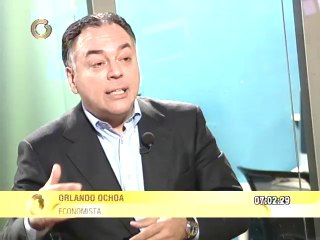 "Sí se debe aumentar la gasolina, pero por partes", afirma economista