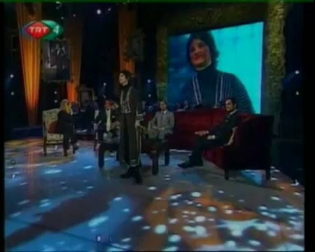 Şükriye Tutkun - Bir Fırtına Tuttu Bizi Deryaya Kardı