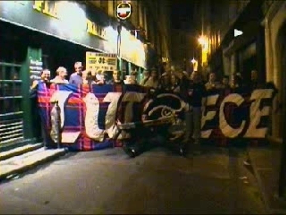 psg - Nous sommes les Ultras...