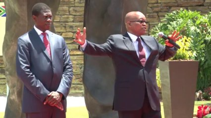 Pretória ganha estátua gigante de Mandela