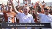 Texas Longhorns' Mack Brown to Step Down