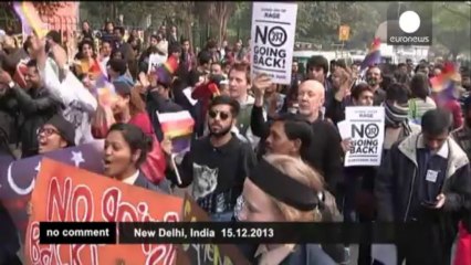 Video herunterladen: Les militants de la cause homosexuelle mobilisés en Inde