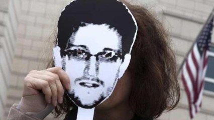 US mulls amnesty in return for Snowden files