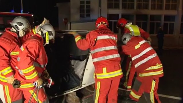 Base navale de Cherbourg, exercice de secours routier par les marins-pompiers