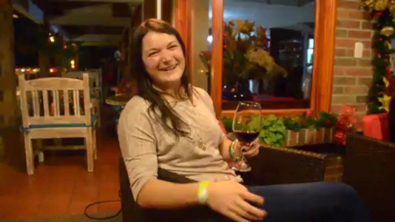 Magalie Pottier en Medellin, Colombia 2013