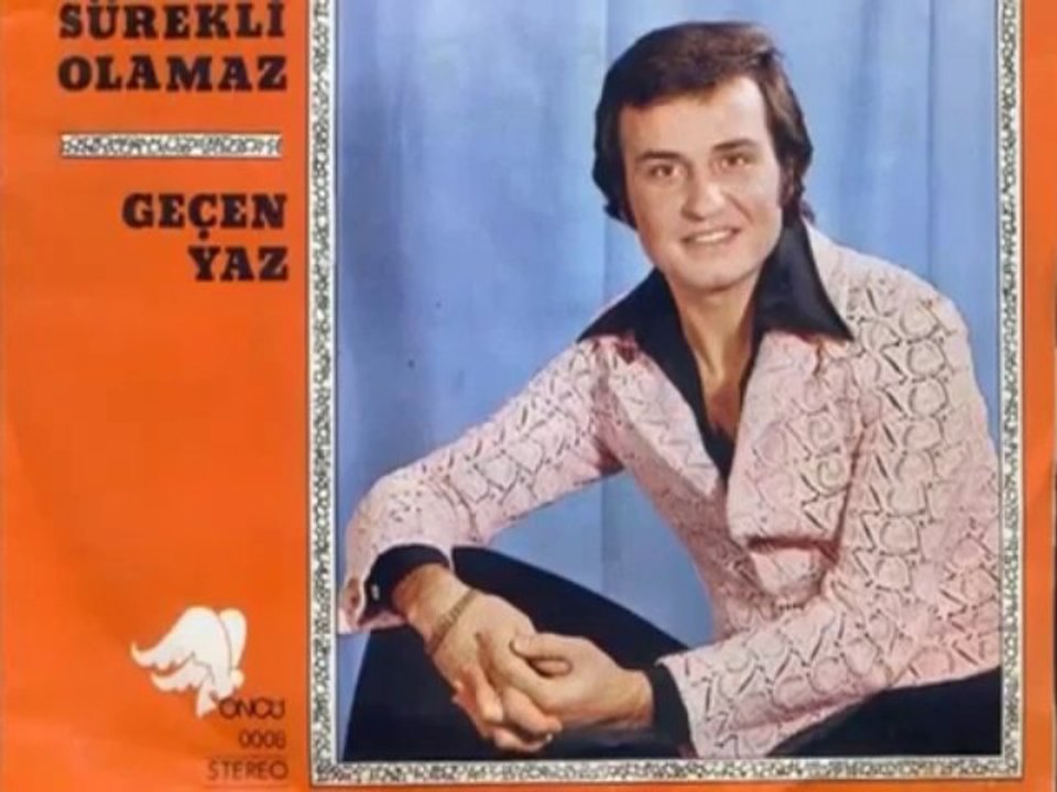 Ersin Erdura & Seni Uzaktan Sevmek Aşkların En Güzeli>>> seslideelifim  >>> seslideelifim