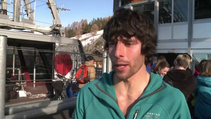 Highliners cross 60-meter Alpine ravine on 2.5-cm line