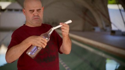 Vestiaires S3E38 Leçon de signes