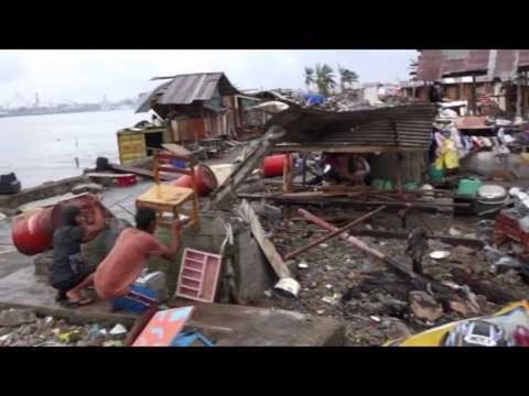 News Helicopter Scares Typhoon Survivors