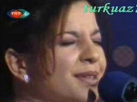 Çiğdem GÜRDAL - El Uzatsam Ellerine Sevgi Sersem Yollarına...!