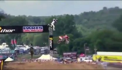 High jump & crash of a motocross rider!! Motorbike accident !!