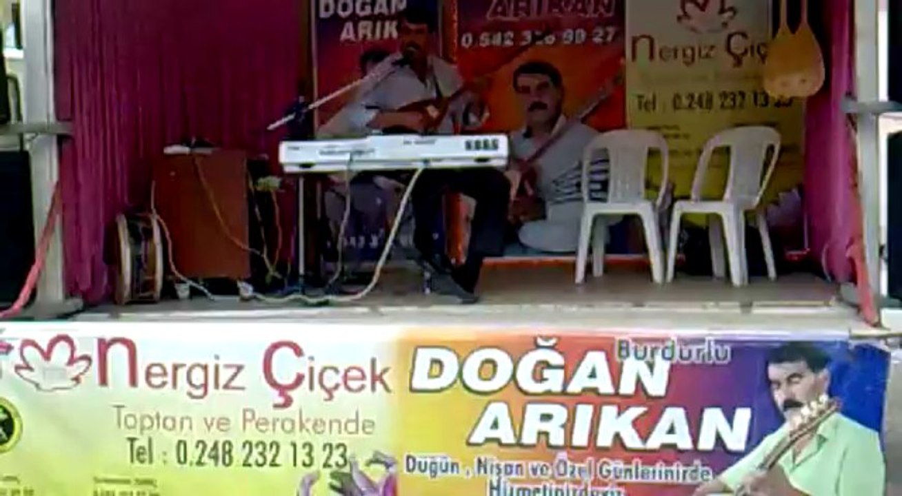 Burdurlu Doğan Arıkan bıktım bu dünyadan