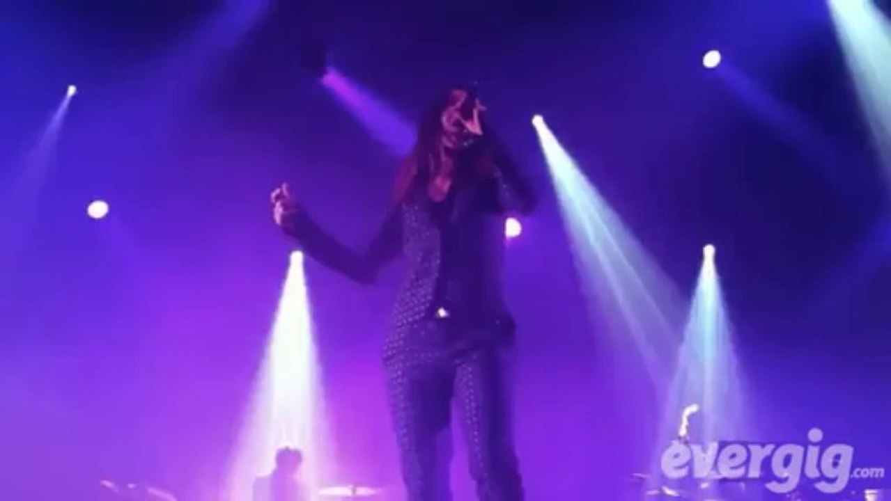 Zazie "Ca fait bien et ca fait mal" - Zénith de Rouen - Concert Evergig Live - Son HD