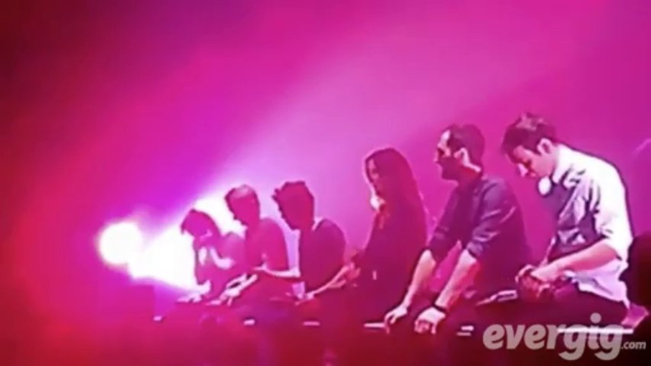 Zazie "Medley Brazil : Templs plus vieux / Sur toi / Je suis un homme / Un point c'est toi" - Zénith de Rouen - Concert Evergig Live - Son HD