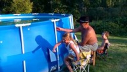 The best way to empty a swimming pool