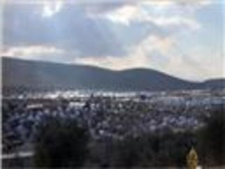 معاناة سكان مخيم أطمة السوري قرب الحدود التركية