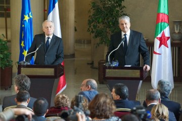 Conférence de presse conjointe avec Abdelmalek Sellal