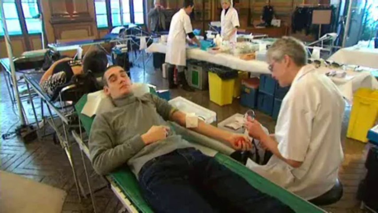 Pour Noël, faites un cadeau précieux, offrez votre sang !