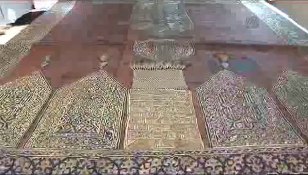 Kabe örtüsüne iklimlendirmeli vitrin