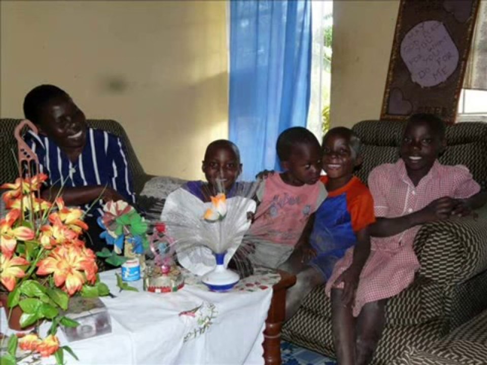 Prank call indian man trying to rent house of a derry man