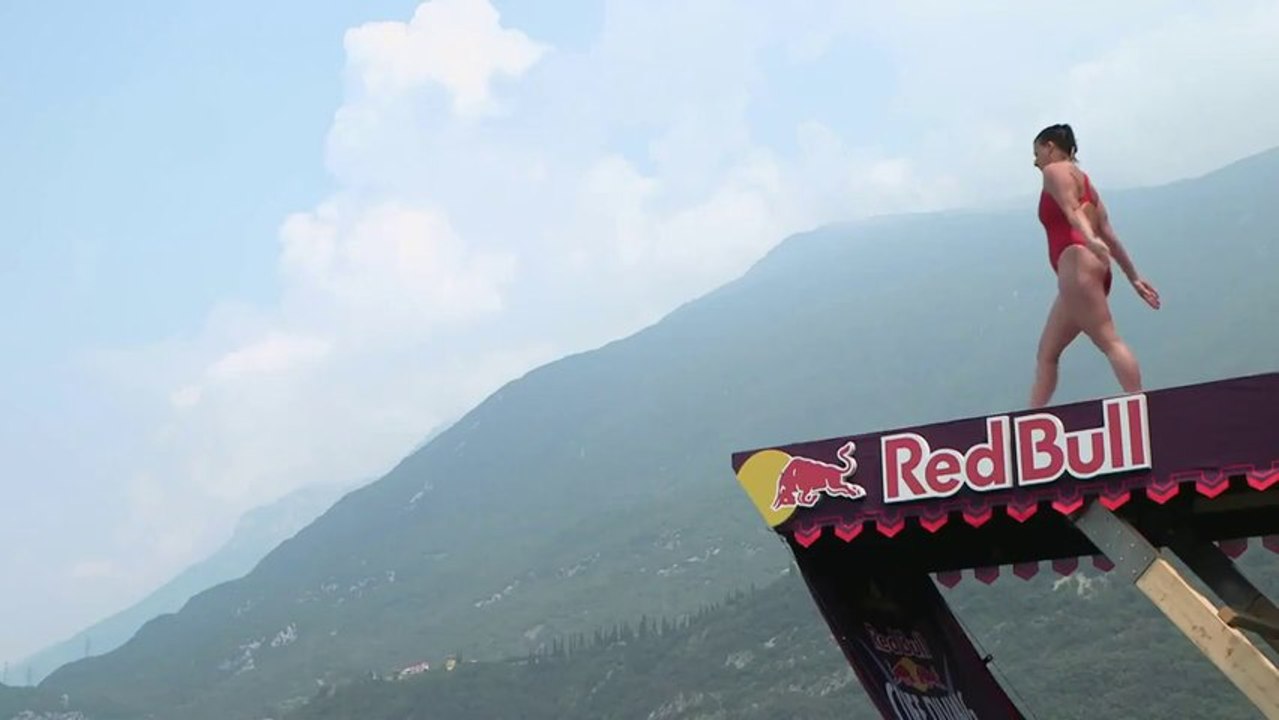 Best Of The 2013 Cliff Diving World Series!! Extreme Diving - Artem Silchenko World Champion 2013