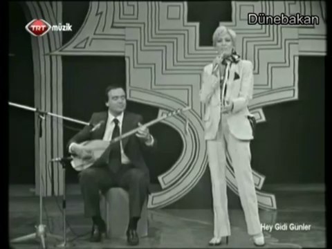 Lale Belkıs & Yalçın Otağ _ Yoğurt Koydum Dolaba_ ( TRT Hey Gidi Günler )