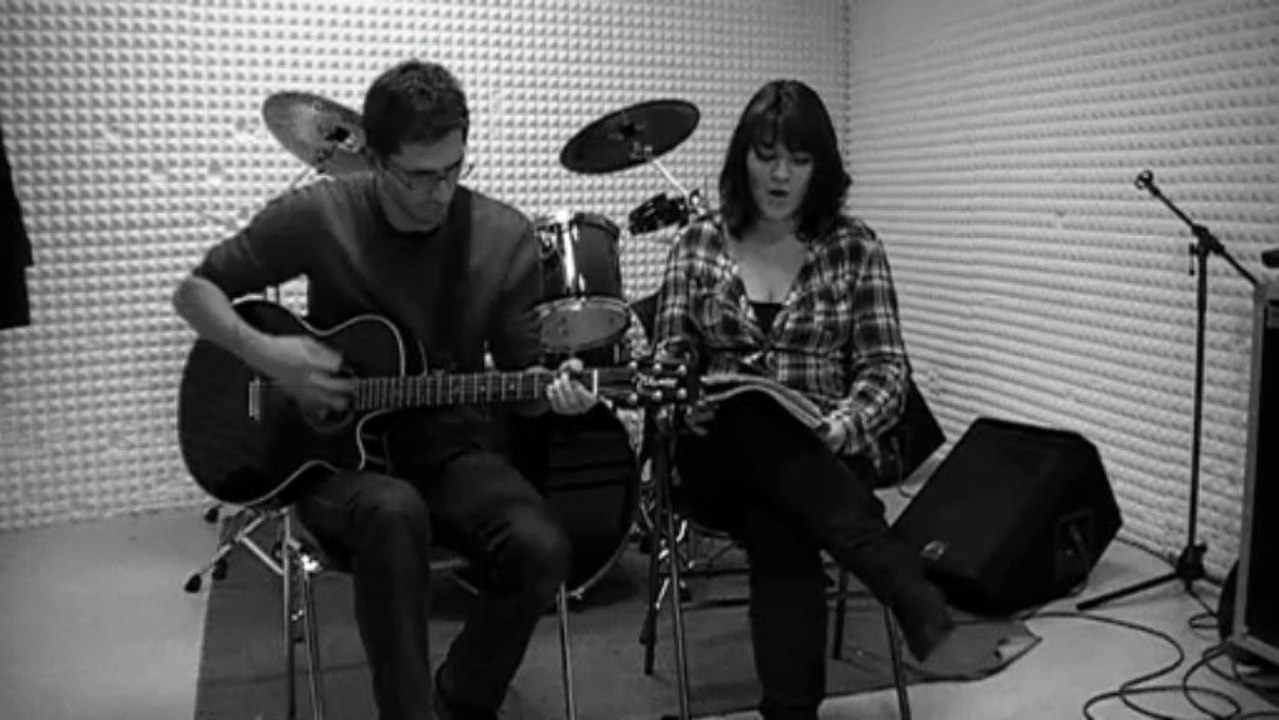 kt tunstall (acoustic cover) big black horse and a cherry tree