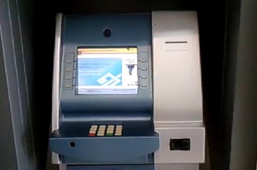 Un faux distributeur de billet quasiment parfait