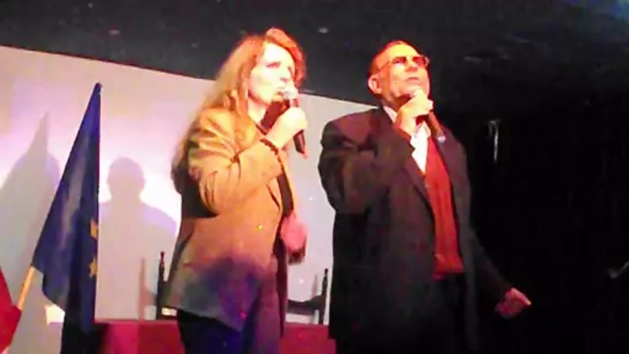 POESÍA DEL MEDITERRÁNEO-ANA ARIAS SAAVEDRA Y MARIANO PEÑA ALBARES CANTANDO A VALENCIA-15-12-2013