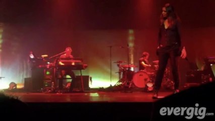 Zazie "Des astres" - Zénith de Montpellier - Concert Evergig Live - Son HD