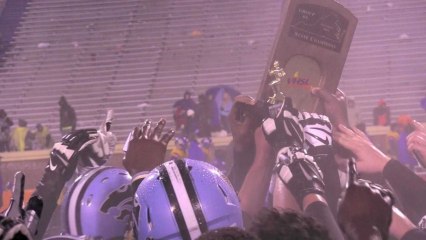 Descargar video: Centreville wins VA 6A State Finals 35-6 over Oscar Smith while Briar Woods falls short to L.C. Byrd in VA 5A State Finals 35-28