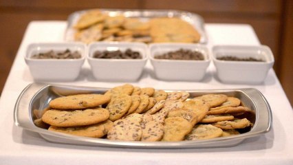 5 ways to better chocolate chip cookies