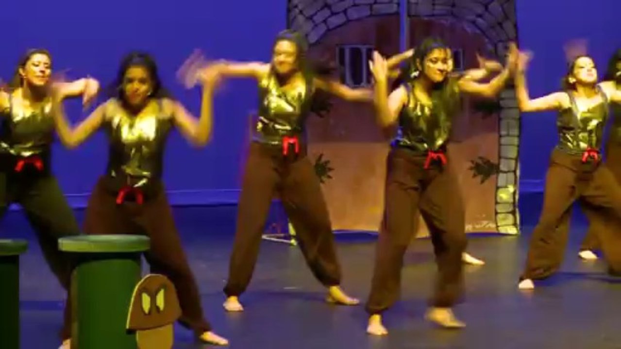 Taal -  Nachle Express - South Asian dance competition. nachle express