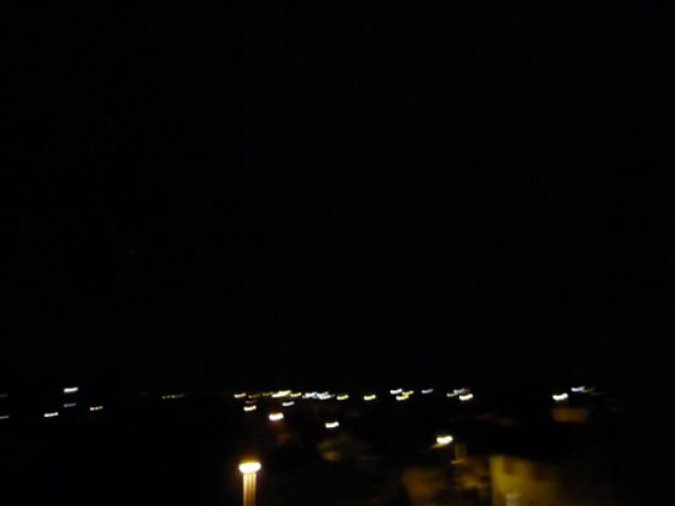 Video prise le 18_12_2013 depuis mon balcon
