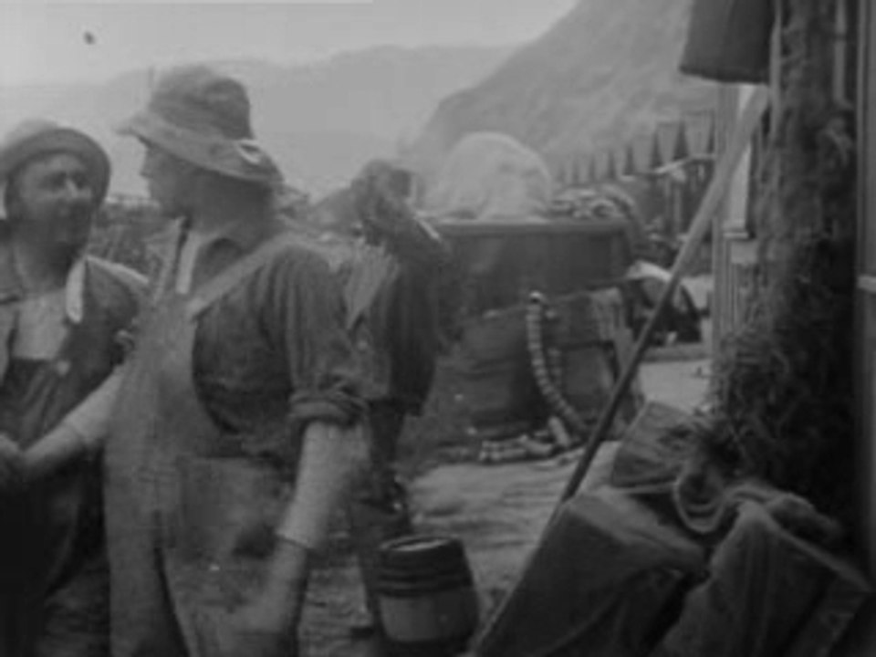 The unchanging sea, (d w griffith),