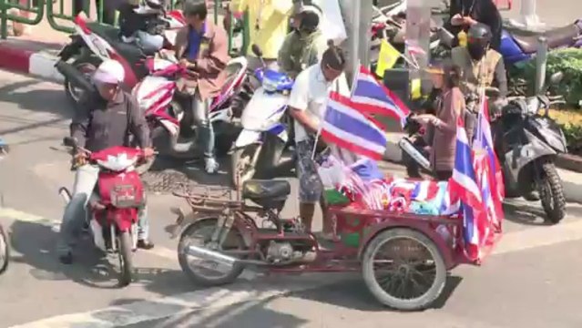 Thaïlande: les manifestants poursuivent le mouvement à Bangkok