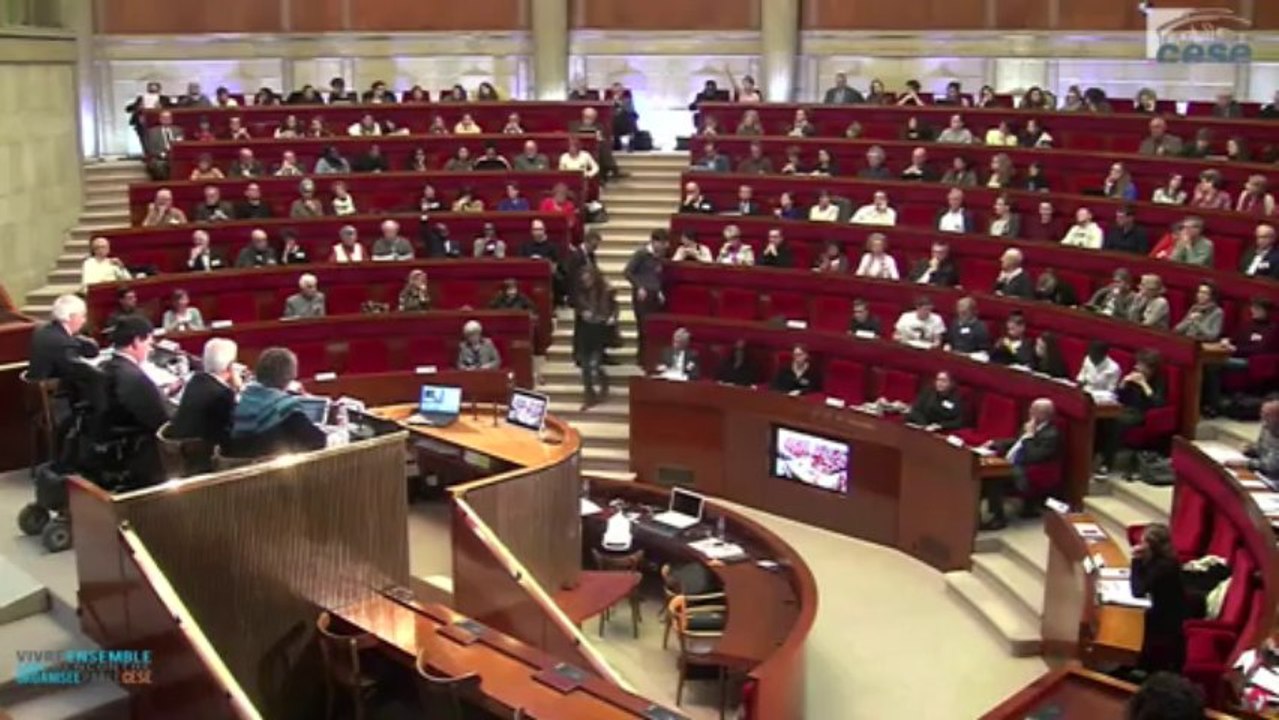 Table 5 : Forum : comment vivre ensemble quand les inégalités s’accroissent ? - VE2013