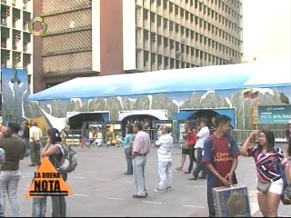 La Buena Nota: Hinterlaces celebró su fin de año y Movistar inauguró parque de hielo