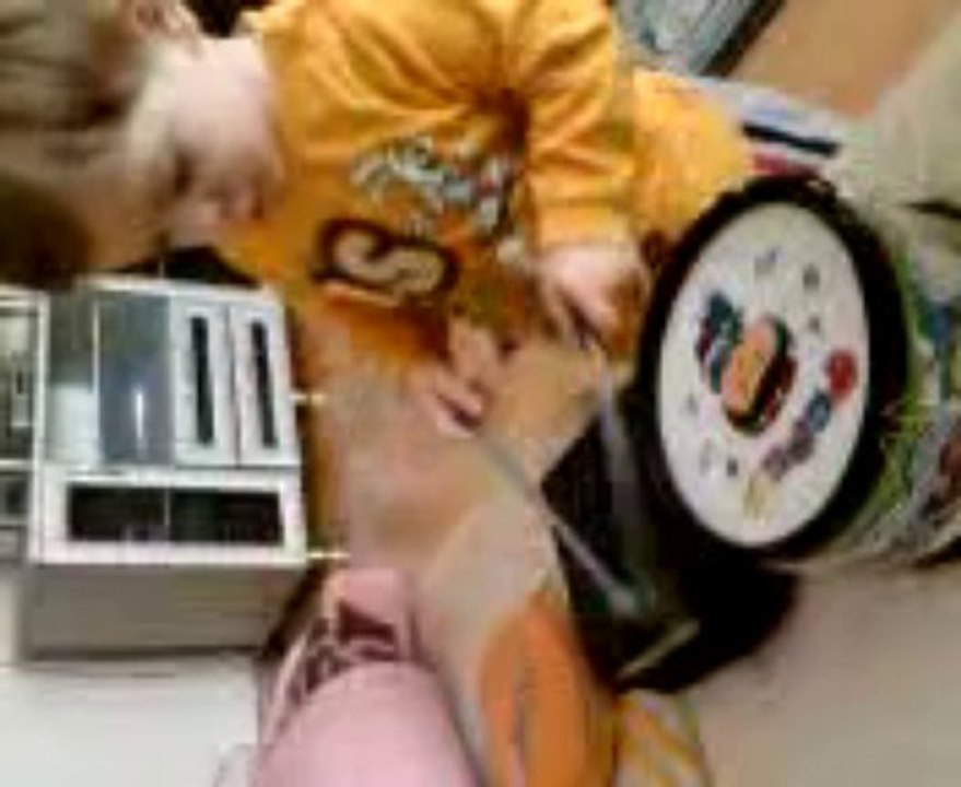 emir ilk bateri çalarken