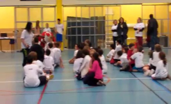 L'arrivée du Père Noël lors du tournoi de Noël du 18 décembre 2013