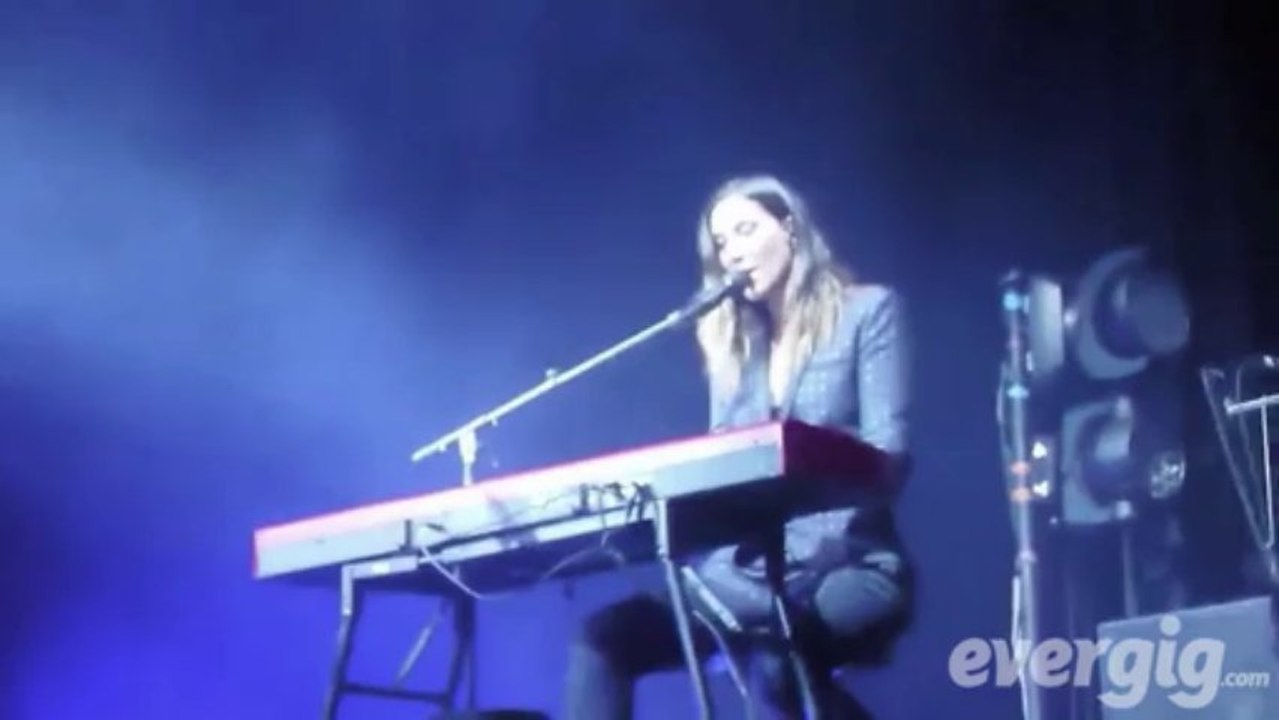Zazie "Je ne sais pas" - Halle Tony Garnier - Concert Evergig Live - Son HD