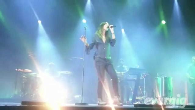 Zazie Je suis un homme - Halle Tony Garnier - Concert Evergig Live - Son HD