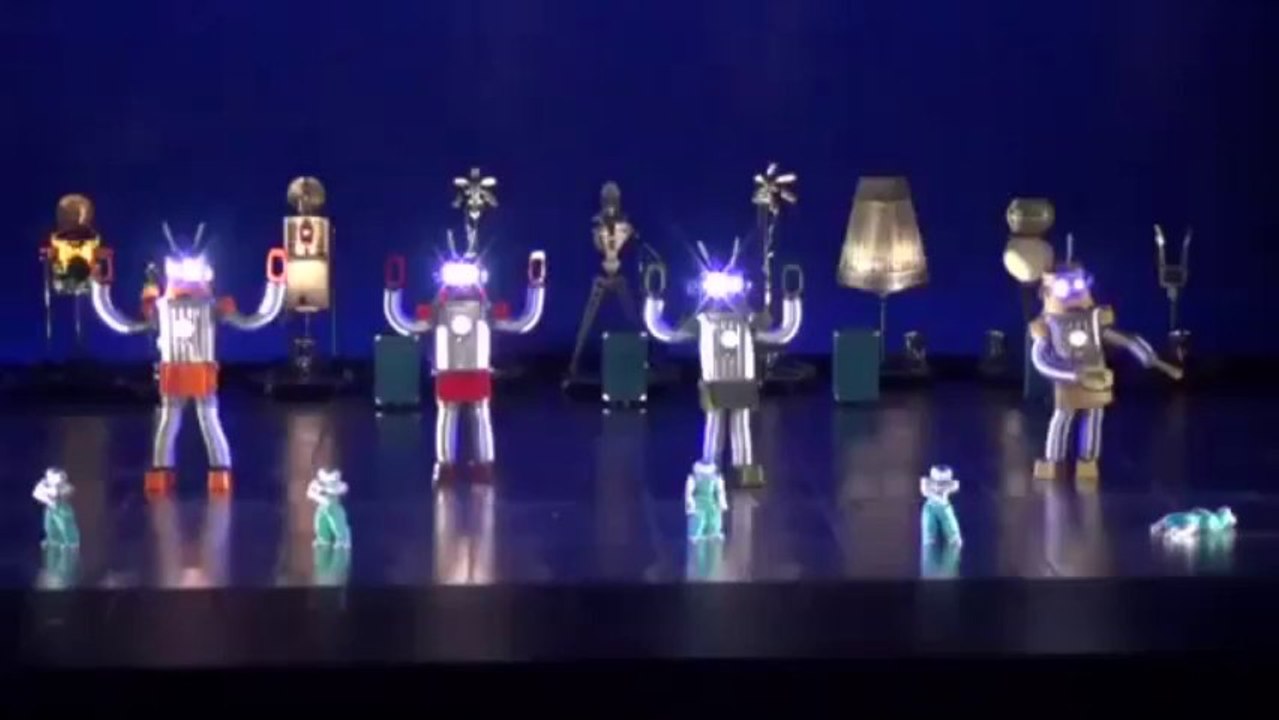 Teaser de «Robot» le nouveau spectacle de Bianca li