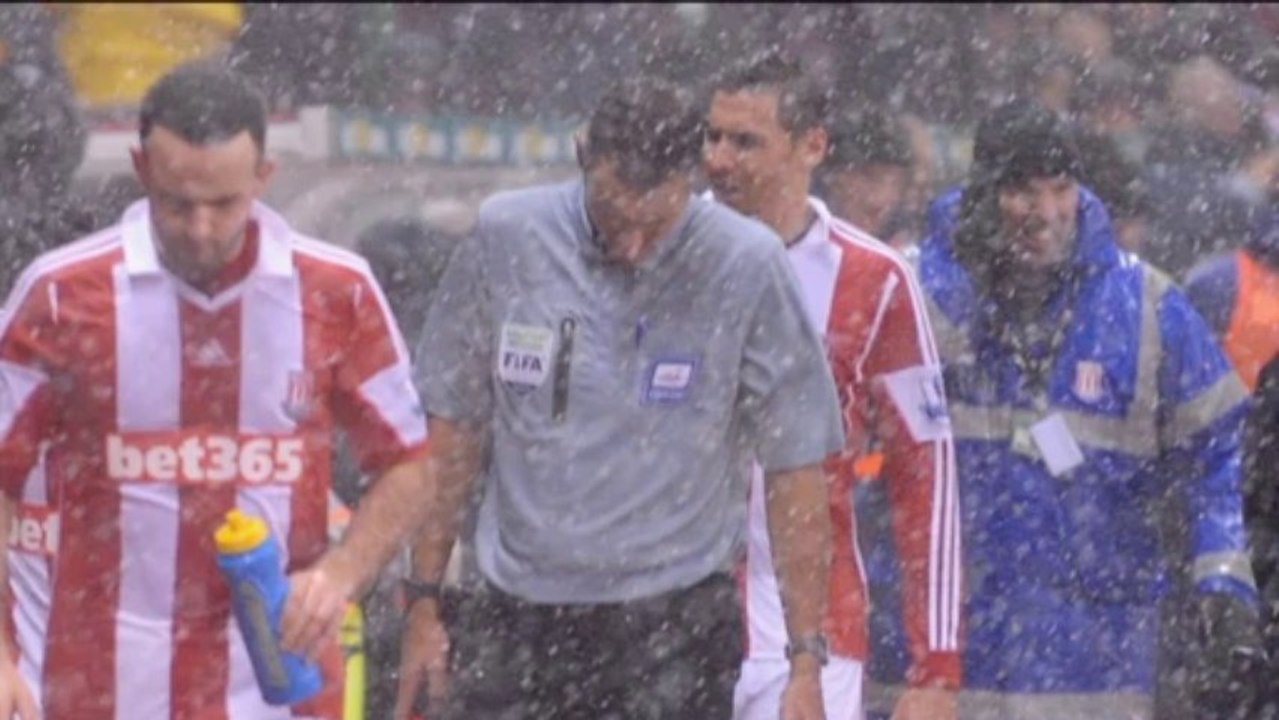 League Cup: Moyes nach Hagel-Kick: 'Noch nicht erlebt'