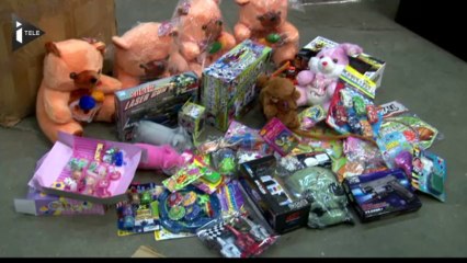 Des jouets pour la poubelle