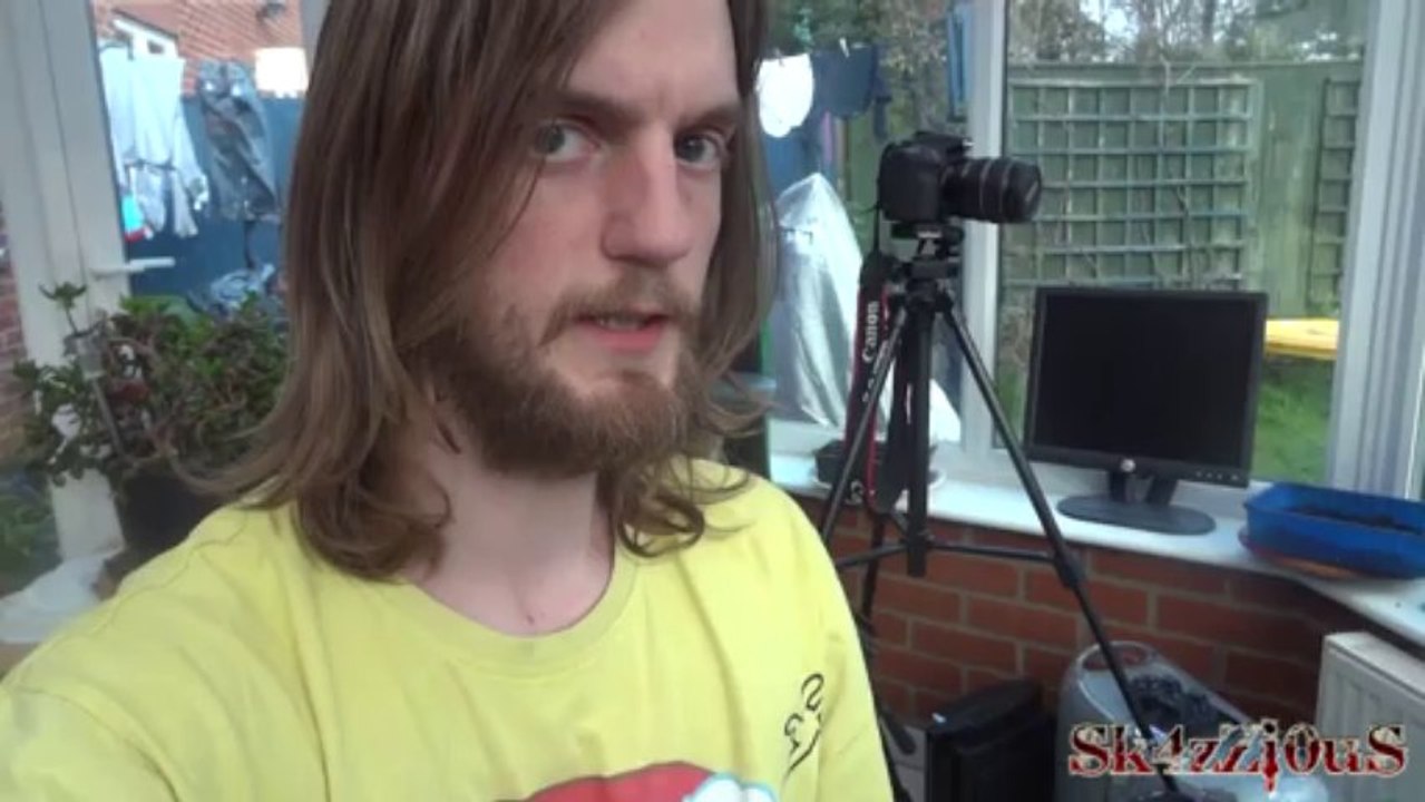 Chinese Student kills French Soldier and burries in compost bin - Vlog Day 235 30/03/2012