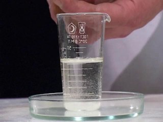 145. Выделение газа - признак химической реакции