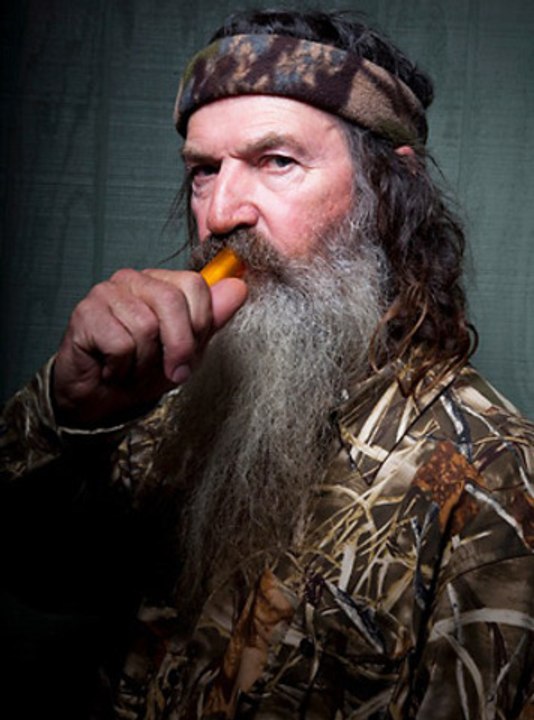 'Duck Dynasty' star PHIL ROBERTSON suspended for anti-gay remarks