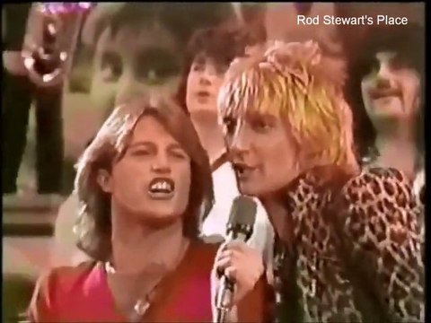 put a little love in your heart Andy, Robin, Maurice & Barry Gibb, Rod Stewart & Group, Abba, John Denver, Donna Summer, Olivia NJ, Rita Colidge, EWF... 1979 extract a gift of song TV for Unicef