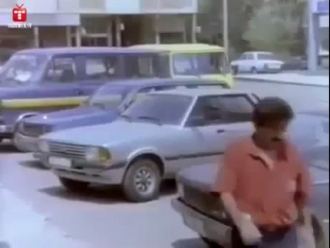 Yeşilçam'da Komik Araba Çarpma Sahnesi - Dailymotion Video